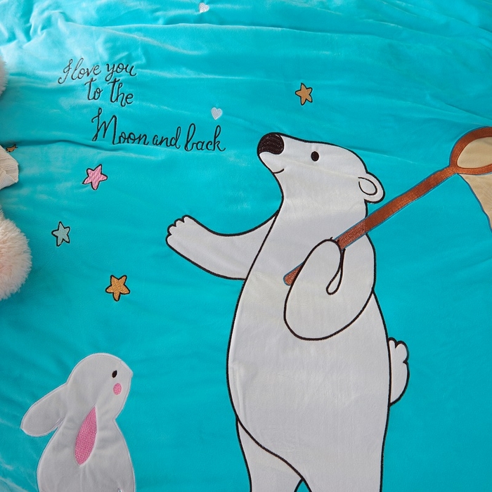 91家纺网 家纺一手货源 找家纺 梵克保罗 2025秋冬新款高克重婴儿绒原创绣花工艺系列三件套四件套-卡通系列 亲亲宝贝-翠兰