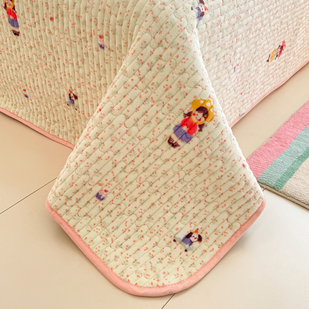 91家纺网 家纺一手货源 找家纺 贝扬思家纺 2025新款高克重牛奶绒豆豆被套床盖四件套-悦心系列 悦心-温柔痕迹