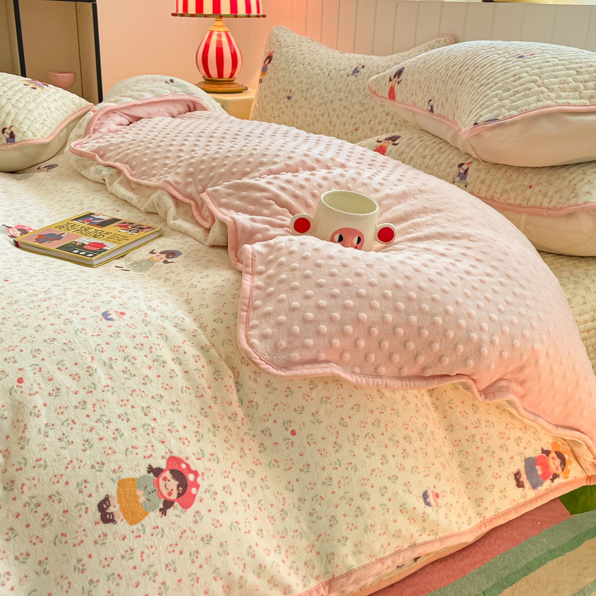 91家纺网 家纺一手货源 找家纺 贝扬思家纺 2025新款高克重牛奶绒豆豆被套床盖四件套-悦心系列 悦心-温柔痕迹