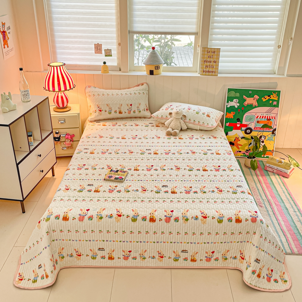 91家纺网 家纺一手货源 找家纺 贝扬思家纺 2025新款高克重牛奶绒豆豆被套床盖四件套-悦心系列 悦心-小兔派对