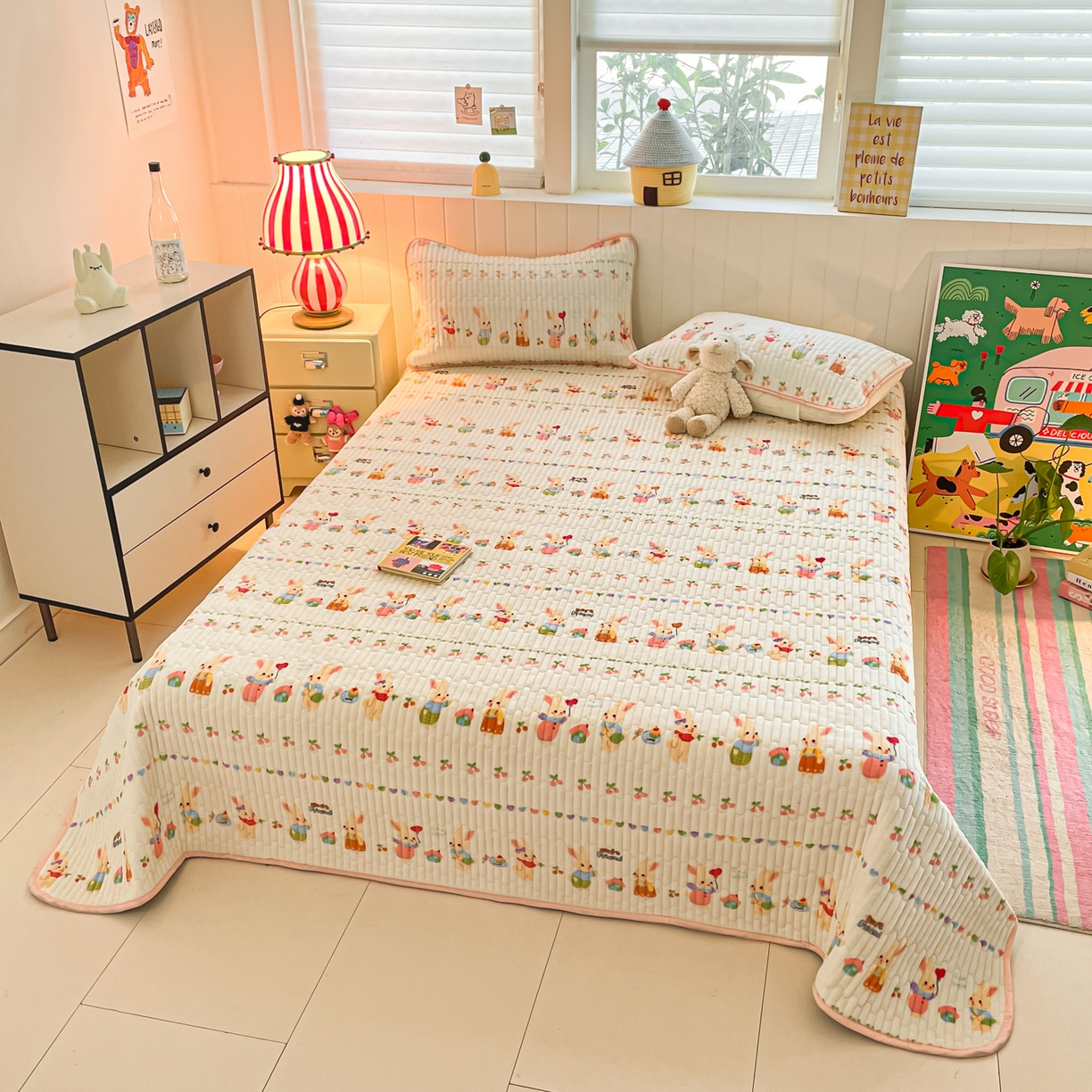 91家纺网 家纺一手货源 找家纺 贝扬思家纺 2025新款高克重牛奶绒豆豆被套床盖四件套-悦心系列 悦心-小兔派对