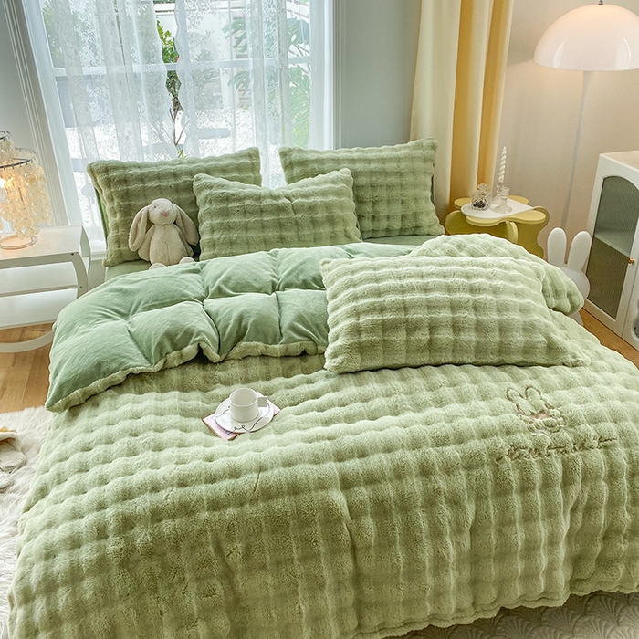 91家纺网 家纺一手货源 找家纺 潮邦创意家居 2025新款小米兔泡泡兔绒保暖四件套 米兔绿