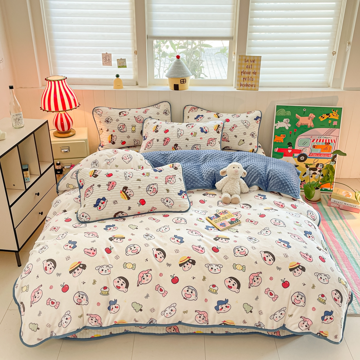 91家纺网 家纺一手货源 找家纺 贝扬思家纺 2025新款高克重牛奶绒豆豆被套床盖四件套-悦心系列 悦心-小小新