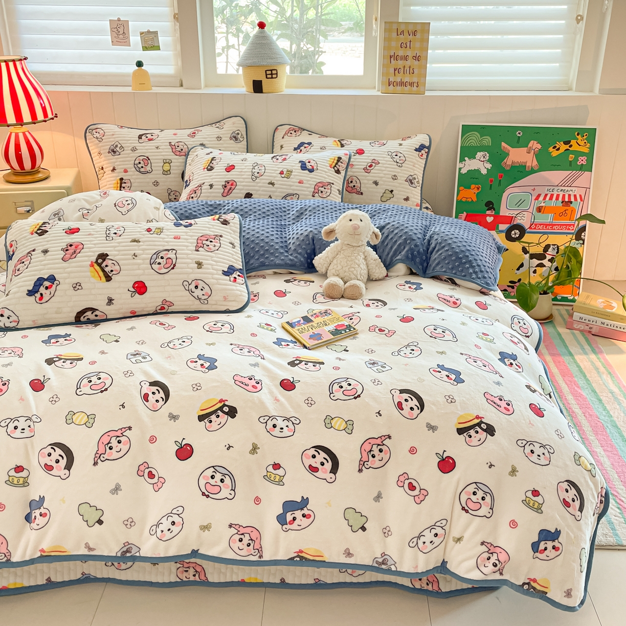 91家纺网 家纺一手货源 找家纺 贝扬思家纺 2025新款高克重牛奶绒豆豆被套床盖四件套-悦心系列 悦心-小小新