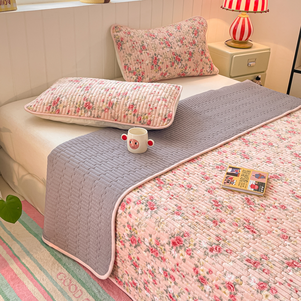 91家纺网 家纺一手货源 找家纺 贝扬思家纺 2025新款高克重牛奶绒豆豆被套床盖四件套-悦心系列 悦心-星辰闪烁