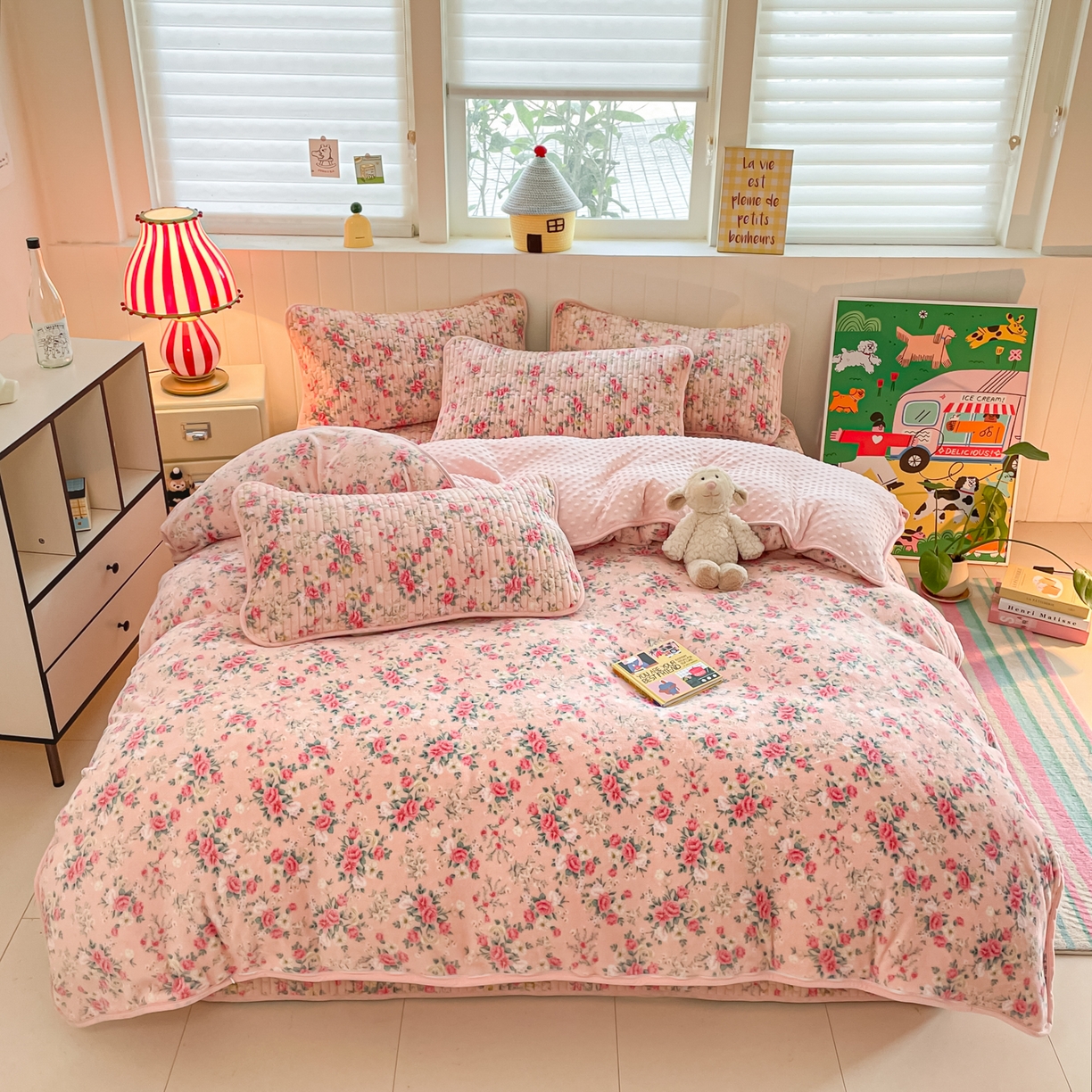 91家纺网 家纺一手货源 找家纺 贝扬思家纺 2025新款高克重牛奶绒豆豆被套床盖四件套-悦心系列 悦心-星辰闪烁