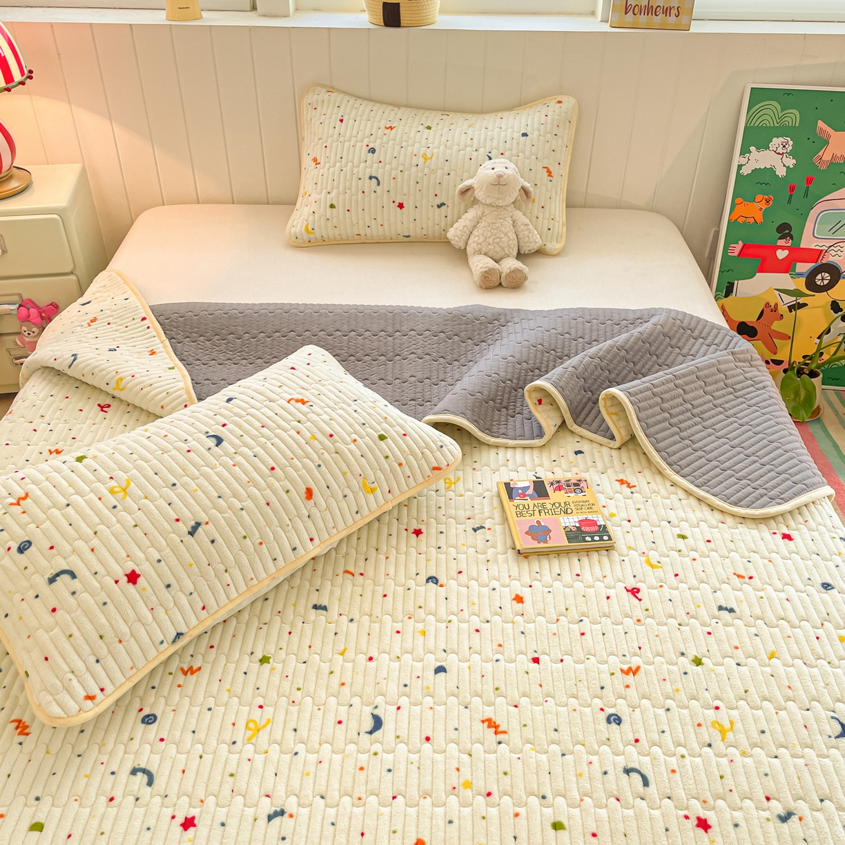 91家纺网 家纺一手货源 找家纺 贝扬思家纺 2025新款高克重牛奶绒豆豆被套床盖四件套-悦心系列 悦心-芝士酪