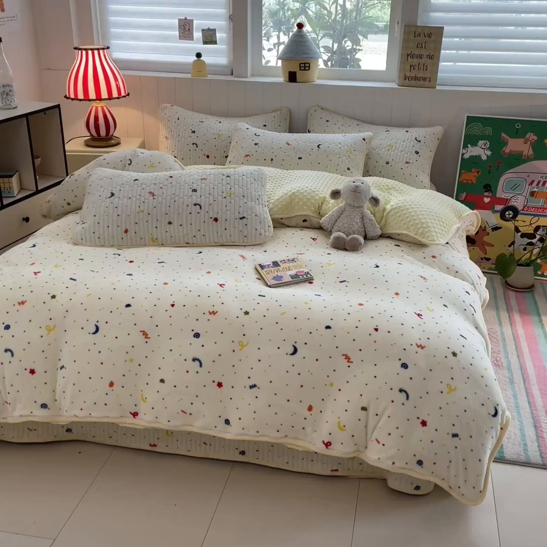 91家纺网 家纺一手货源 找家纺 贝扬思家纺 2025新款高克重牛奶绒豆豆被套床盖四件套-悦心系列 悦心-芝士酪