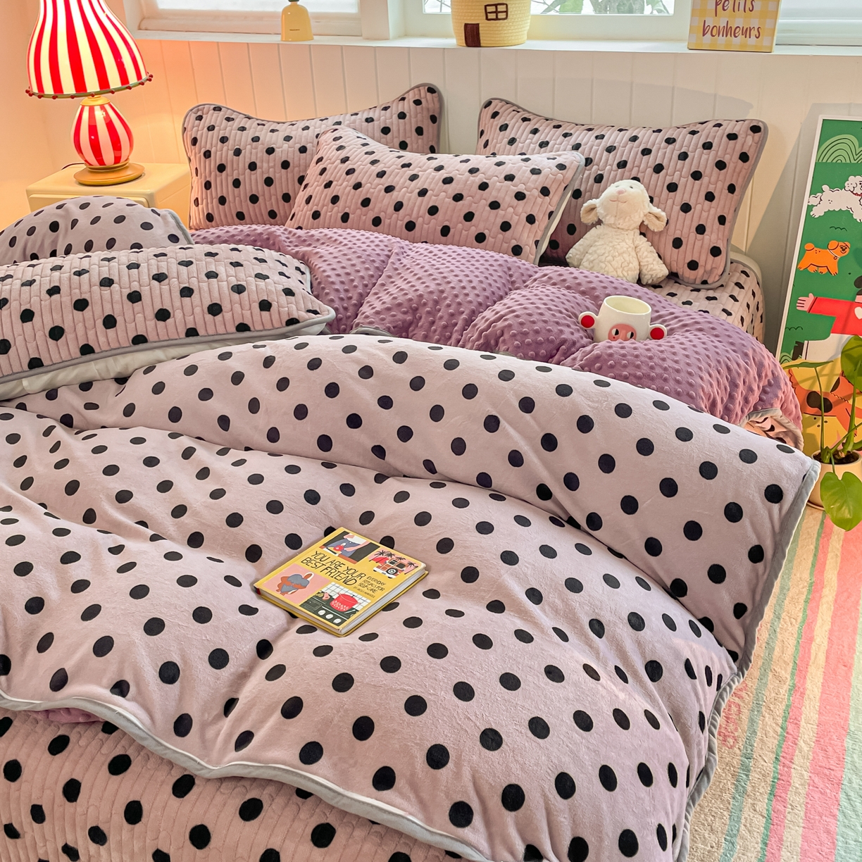 91家纺网 家纺一手货源 找家纺 贝扬思家纺 2025新款高克重牛奶绒豆豆被套床盖四件套-悦心系列 悦心-紫珍珠