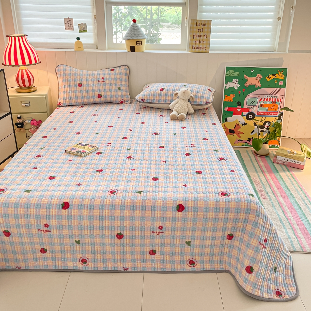 91家纺网 家纺一手货源 找家纺 贝扬思家纺 2025新款高克重牛奶绒豆豆被套床盖四件套-悦心系列 悦心-草莓软心