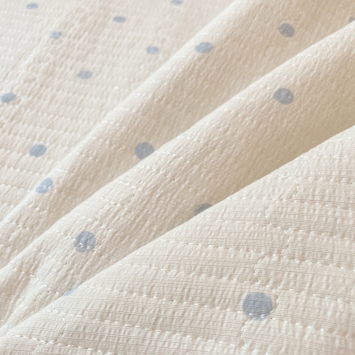 91家纺网 家纺一手货源 找家纺 老帅的工厂店 2025新款A类云感懒人冬季一体被被子被芯床盖系列-单床盖 海盐波波