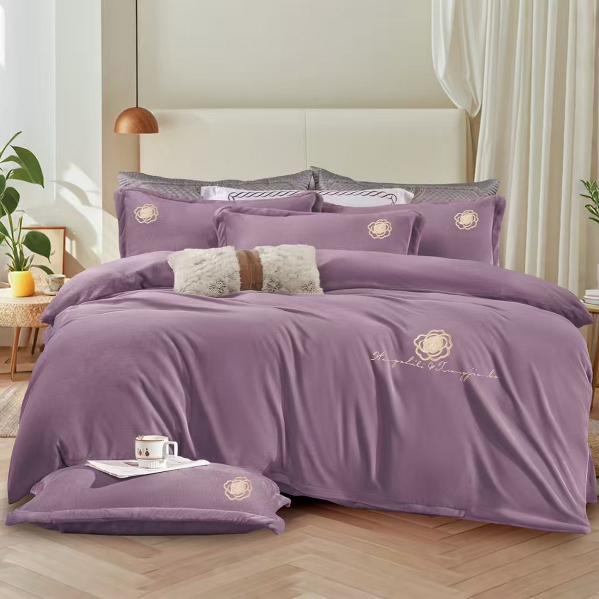 91家纺网 家纺一手货源 找家纺 （总）小叮当家纺仓储工厂店 2025新款亲肤舒适加厚刺绣款牛奶绒四件套