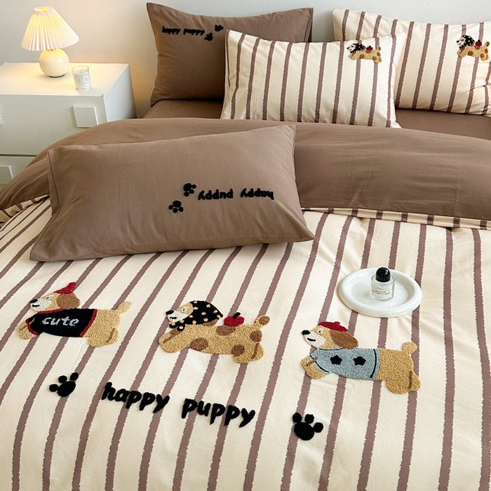 91家纺网 家纺一手货源 找家纺 如意朵 2025新款全棉纯棉磨毛绣花四件套-风格一 快乐小狗