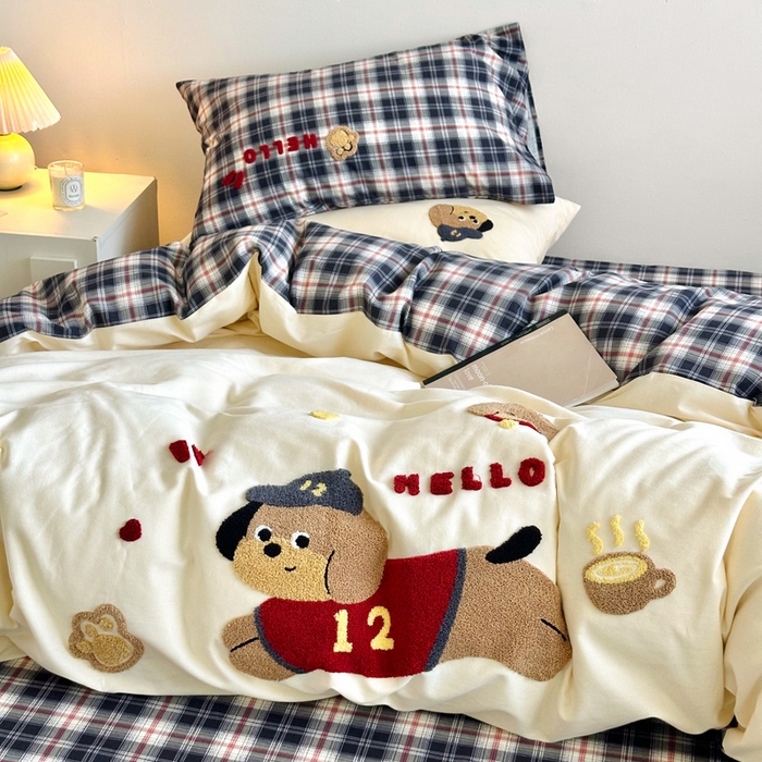 91家纺网 家纺一手货源 找家纺 如意朵 2025新款全棉纯棉磨毛绣花四件套-风格一 运动小狗