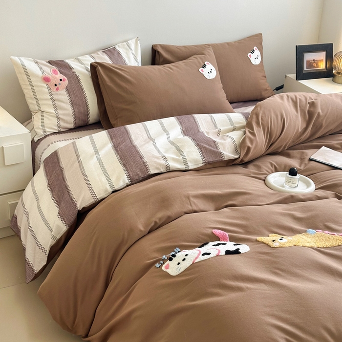 91家纺网 家纺一手货源 找家纺 如意朵 2025新款全棉纯棉磨毛绣花四件套-风格一 趴趴乐