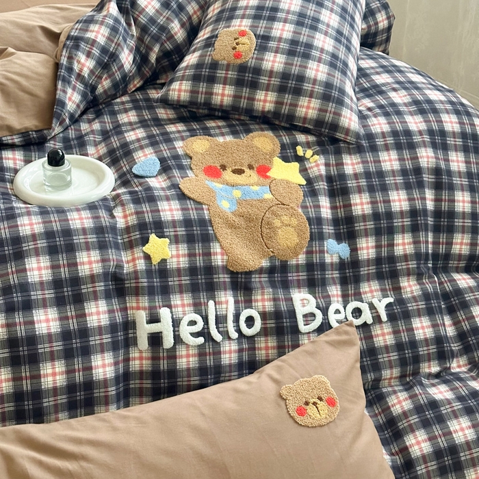 91家纺网 家纺一手货源 找家纺 如意朵 2025新款全棉纯棉磨毛绣花四件套-风格一 摘星熊