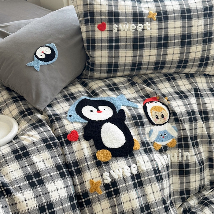 91家纺网 家纺一手货源 找家纺 如意朵 2025新款全棉纯棉磨毛绣花四件套-风格一 企鹅宝宝