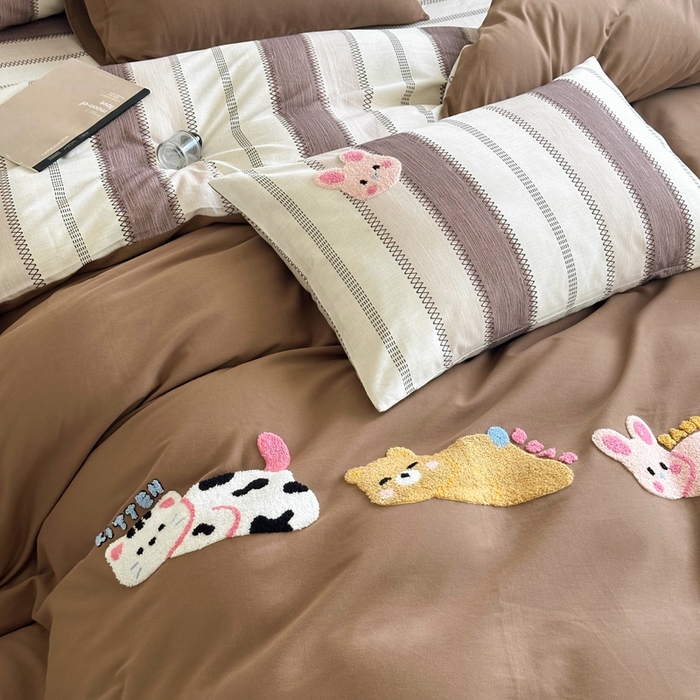 91家纺网 家纺一手货源 找家纺 如意朵 2025新款全棉纯棉磨毛绣花四件套-风格一 趴趴乐