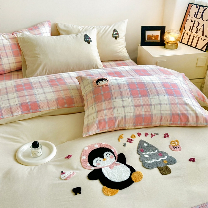 91家纺网 家纺一手货源 找家纺 如意朵 2025新款全棉纯棉磨毛绣花四件套-风格一 音乐企鹅