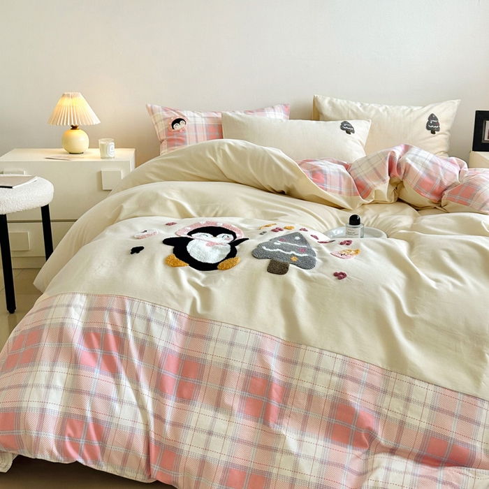 91家纺网 家纺一手货源 找家纺 如意朵 2025新款全棉纯棉磨毛绣花四件套-风格一 音乐企鹅