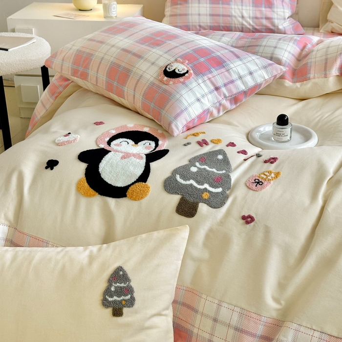 91家纺网 家纺一手货源 找家纺 如意朵 2025新款全棉纯棉磨毛绣花四件套-风格一 音乐企鹅