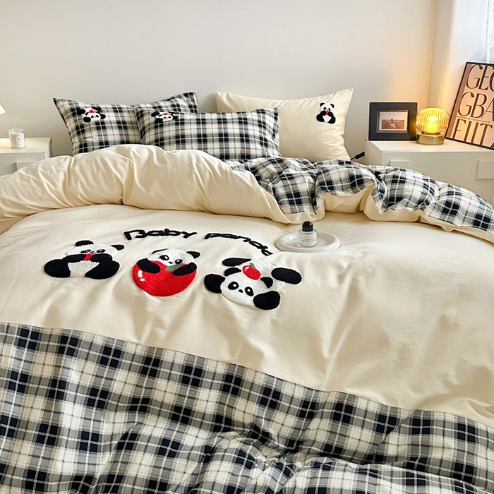 91家纺网 家纺一手货源 找家纺 如意朵 2025新款全棉纯棉磨毛绣花四件套-风格一 苹果熊猫