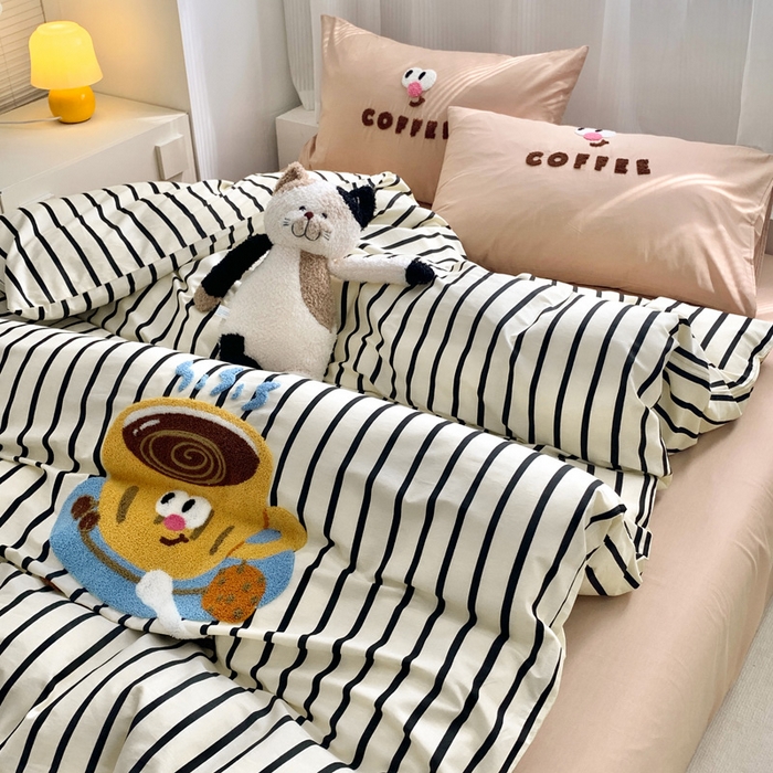 91家纺网 家纺一手货源 找家纺 如意朵 2025新款全棉纯棉小清新印花加绣花四件套 咖啡逗