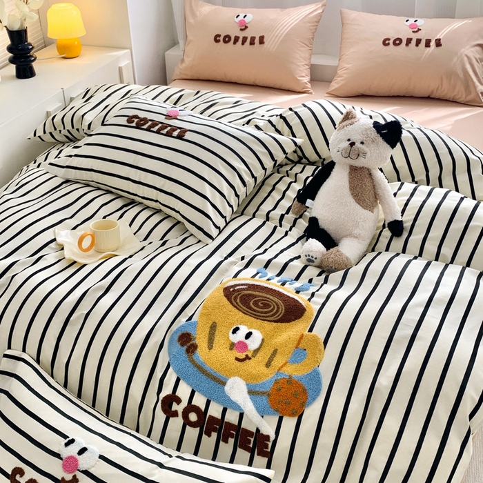 91家纺网 家纺一手货源 找家纺 如意朵 2025新款全棉纯棉小清新印花加绣花四件套 咖啡逗