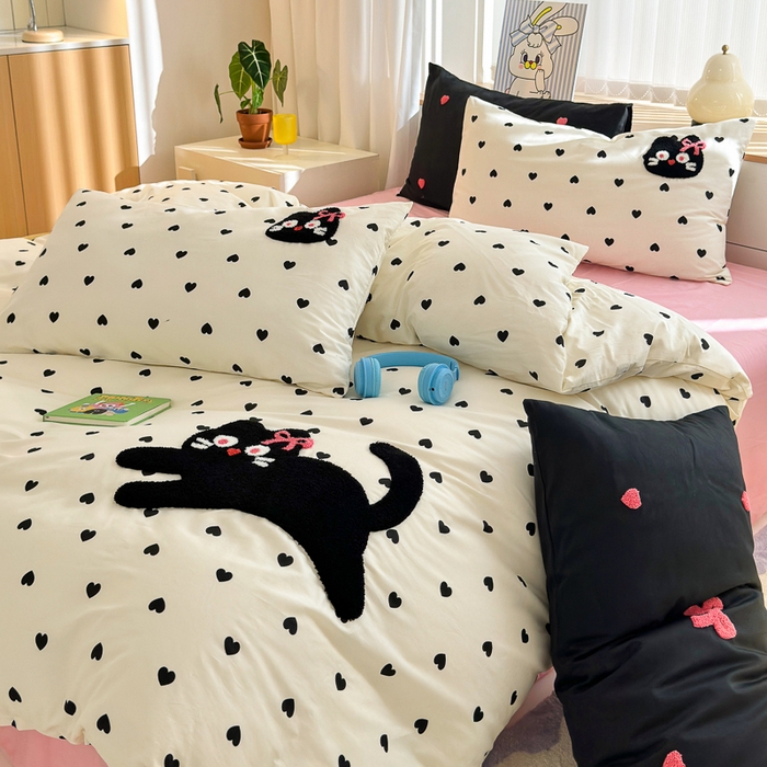 91家纺网 家纺一手货源 找家纺 如意朵 2025新款全棉纯棉小清新印花加绣花四件套 嗨皮猫