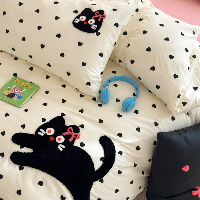 91家纺网 家纺一手货源 找家纺 如意朵 2025新款全棉纯棉小清新印花加绣花四件套 嗨皮猫