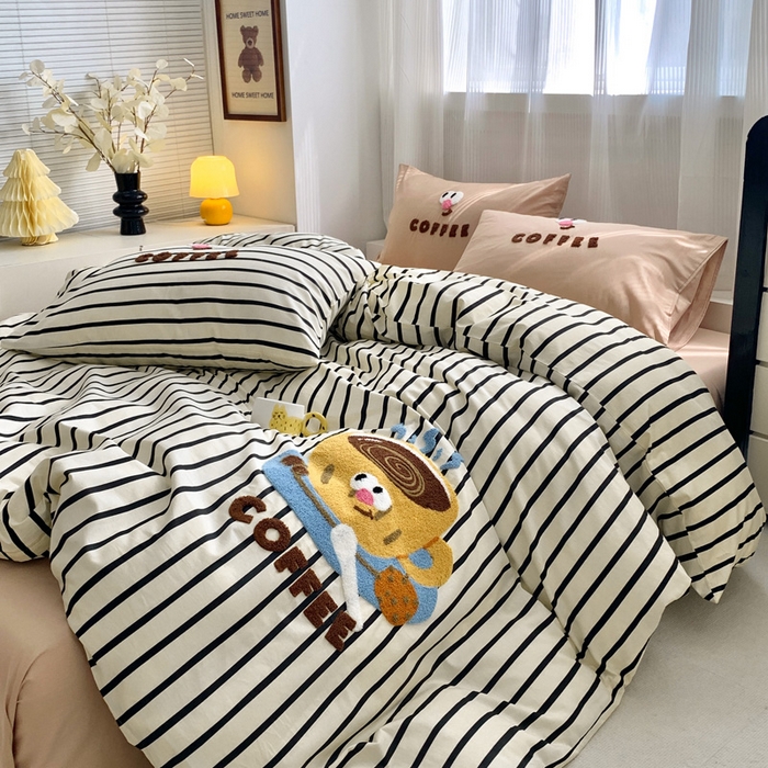 91家纺网 家纺一手货源 找家纺 如意朵 2025新款全棉纯棉小清新印花加绣花四件套 咖啡逗