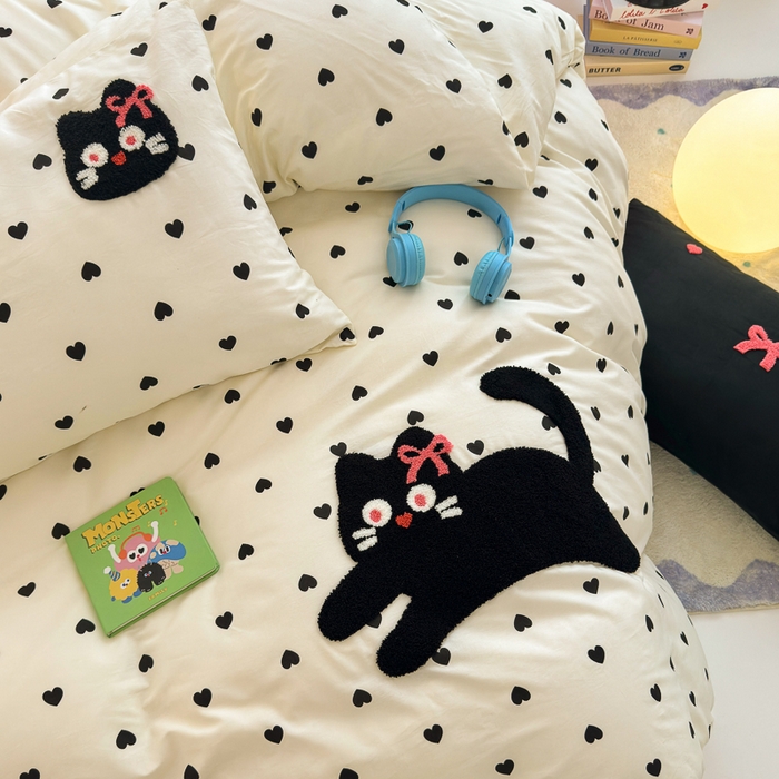 91家纺网 家纺一手货源 找家纺 如意朵 2025新款全棉纯棉小清新印花加绣花四件套 嗨皮猫