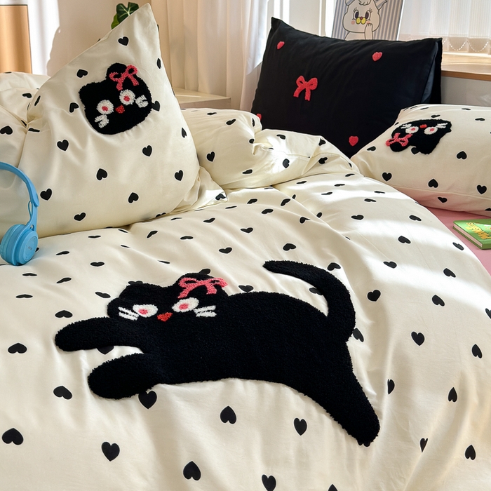 91家纺网 家纺一手货源 找家纺 如意朵 2025新款全棉纯棉小清新印花加绣花四件套 嗨皮猫