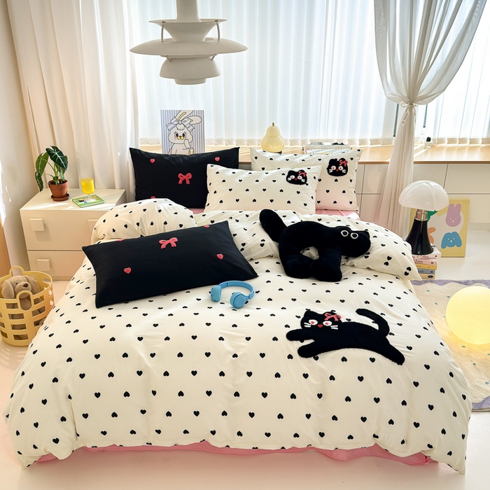 91家纺网 家纺一手货源 找家纺 如意朵 2025新款全棉纯棉小清新印花加绣花四件套 嗨皮猫