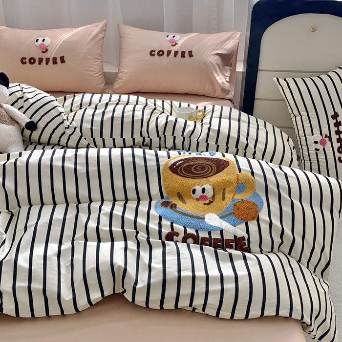 91家纺网 家纺一手货源 找家纺 如意朵 2025新款全棉纯棉小清新印花加绣花四件套 咖啡逗