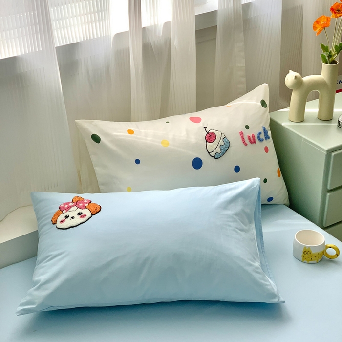 91家纺网 家纺一手货源 找家纺 如意朵 2025新款全棉纯棉小清新印花加绣花四件套 蜜糖狗