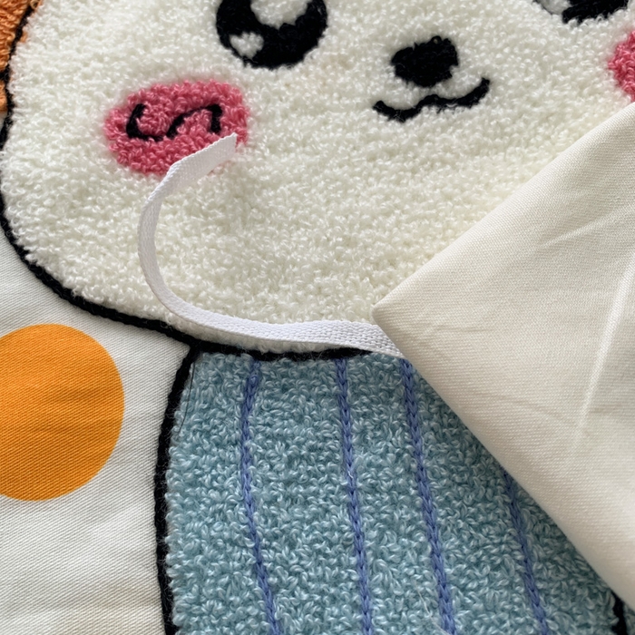 91家纺网 家纺一手货源 找家纺 如意朵 2025新款全棉纯棉小清新印花加绣花四件套 蜜糖狗