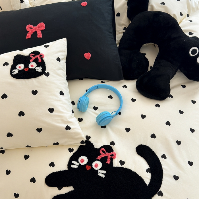 91家纺网 家纺一手货源 找家纺 如意朵 2025新款全棉纯棉小清新印花加绣花四件套 嗨皮猫