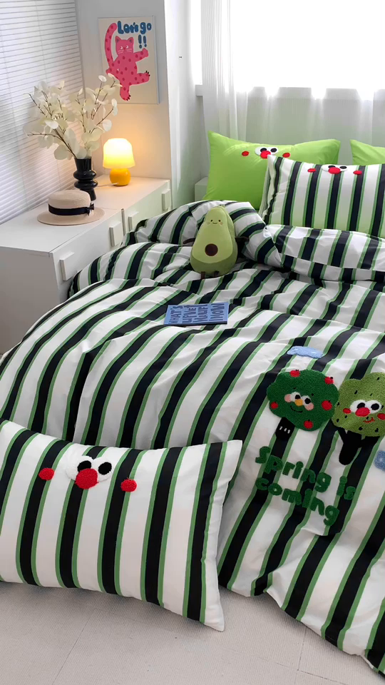 91家纺网 家纺一手货源 找家纺 如意朵 2025新款全棉纯棉小清新印花加绣花四件套 许愿树