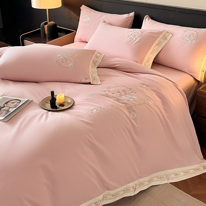 91家纺网 家纺一手货源 找家纺 小叮当家纺仓储工厂店 2025新款(买家秀不断货)亲肤A类全棉纯棉长绒棉全棉纯棉磨毛四件套-斯嘉丽系列 斯嘉丽-轻奢粉