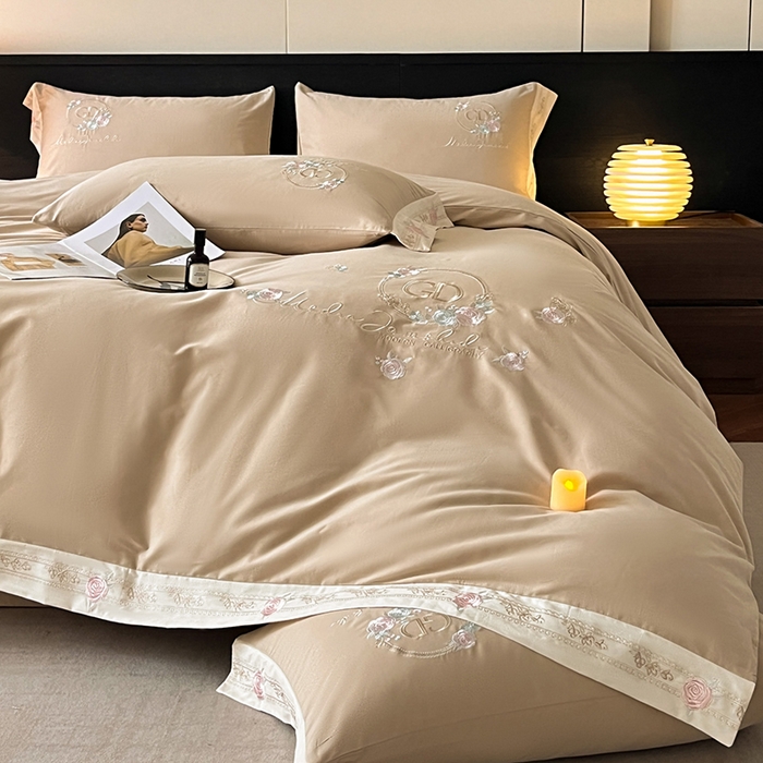 91家纺网 家纺一手货源 找家纺 小叮当家纺仓储工厂店 2025新款(买家秀不断货)亲肤A类全棉纯棉长绒棉全棉纯棉磨毛四件套-斯嘉丽系列 斯嘉丽-香槟金