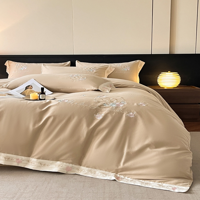 91家纺网 家纺一手货源 找家纺 小叮当家纺仓储工厂店 2025新款(买家秀不断货)亲肤A类全棉纯棉长绒棉全棉纯棉磨毛四件套-斯嘉丽系列 斯嘉丽-香槟金