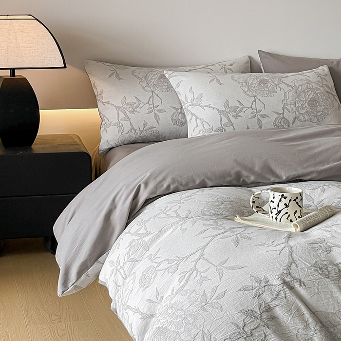 91家纺网 家纺一手货源 找家纺 小叮当家纺仓储工厂店 2025新款(买家秀 不断货)A类亲肤全棉纯棉色织大提花磨毛四件套床单床笠-花漾 山花烂漫-灰