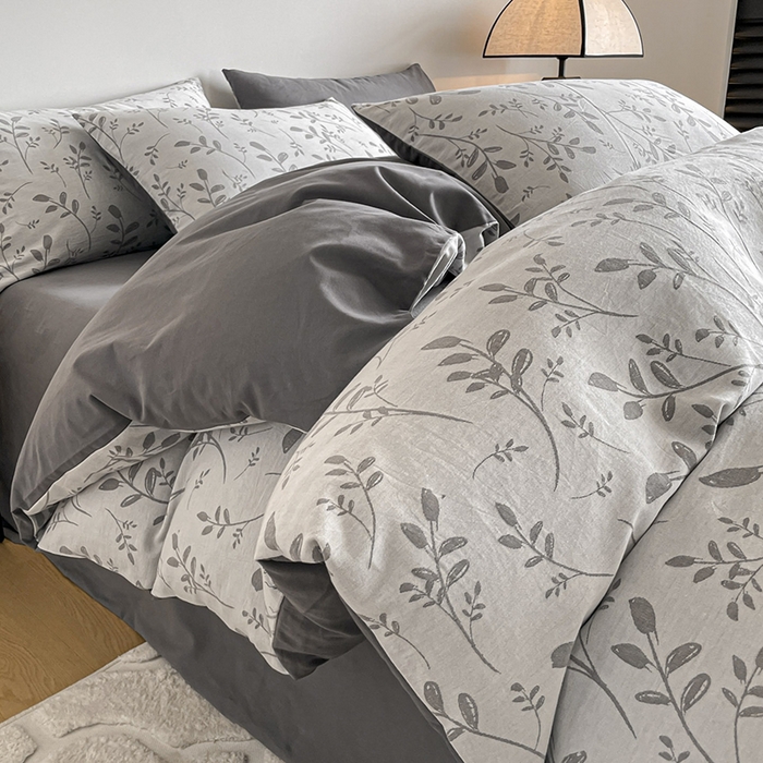 小叮当家纺仓储工厂店 2025新款(买家秀 不断货)A类亲肤全棉纯棉色织大提花磨毛四件套床单床笠-花漾 浪漫满屋-灰