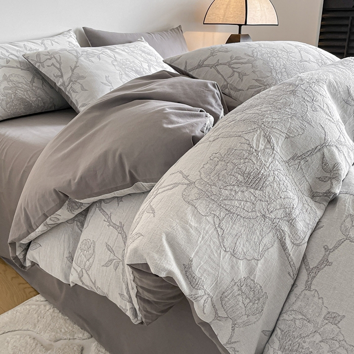 91家纺网 家纺一手货源 找家纺 小叮当家纺仓储工厂店 2025新款(买家秀 不断货)A类亲肤全棉纯棉色织大提花磨毛四件套床单床笠-花漾 山花烂漫-灰