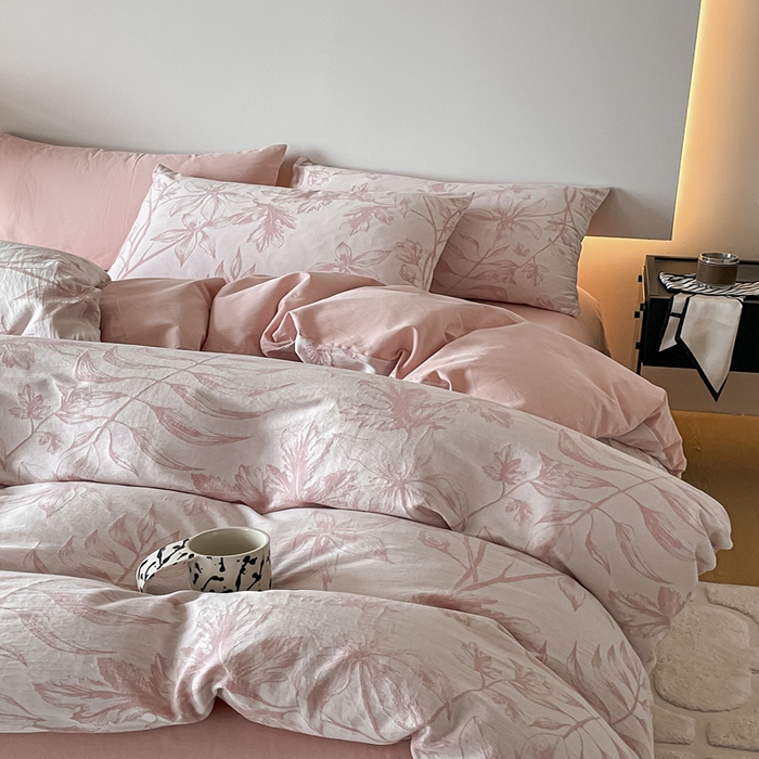 91家纺网 家纺一手货源 找家纺 小叮当家纺仓储工厂店 2025新款(买家秀 不断货)A类亲肤全棉纯棉色织大提花磨毛四件套床单床笠-花漾 花间入梦-粉