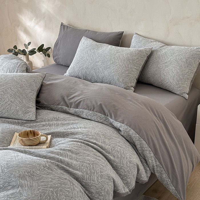 91家纺网 家纺一手货源 找家纺 小叮当家纺仓储工厂店 2025新款(买家秀 不断货)亲肤A类母婴级全棉纯棉三层纱色织提花磨毛四件套素影 素影-本色-灰