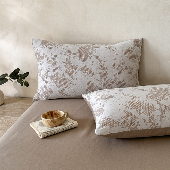 91家纺网 家纺一手货源 找家纺 小叮当家纺仓储工厂店 2025新款(买家秀 不断货)亲肤A类母婴级全棉纯棉三层纱色织提花磨毛四件套素影 素影-静谧-咖