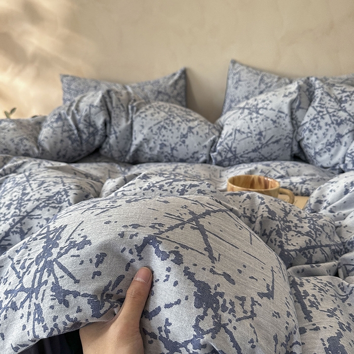 91家纺网 家纺一手货源 找家纺 小叮当家纺仓储工厂店 2025新款(买家秀 不断货)亲肤A类母婴级全棉纯棉三层纱色织提花磨毛四件套素影 素影-烟花-蓝