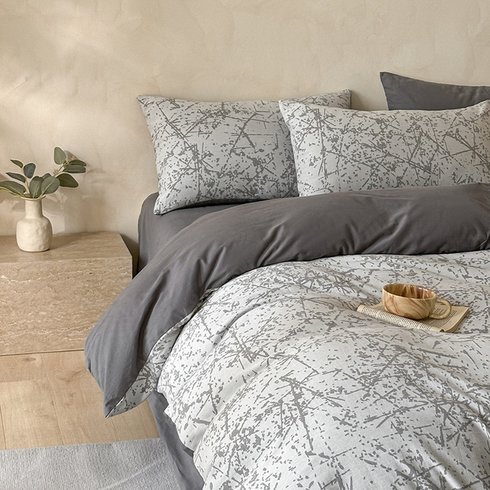 91家纺网 家纺一手货源 找家纺 小叮当家纺仓储工厂店 2025新款(买家秀 不断货)亲肤A类母婴级全棉纯棉三层纱色织提花磨毛四件套素影 素影-烟花-灰